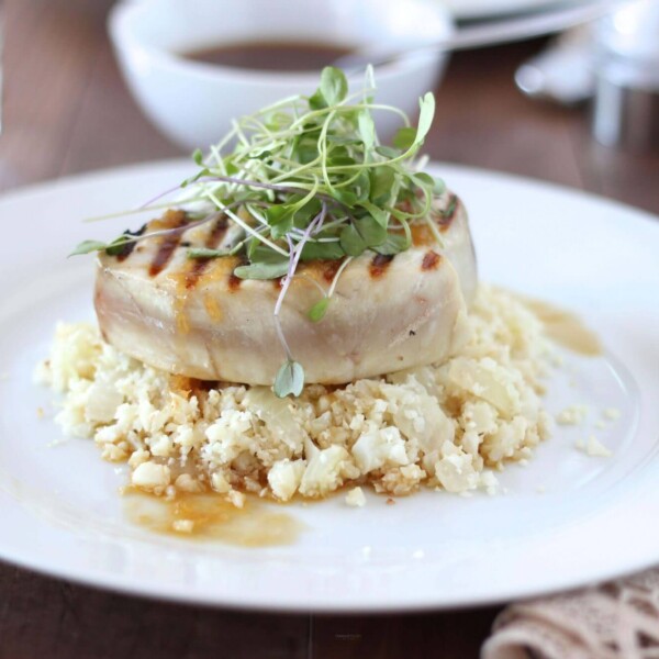 Grilled Albacore with Citrus Ginger Sauce | www.downshiftology.com