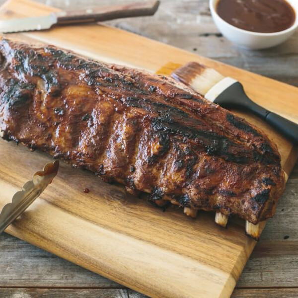 (gluten-free, paleo) Barbecue Ribs with Spiced Rum Pineapple Sauce
