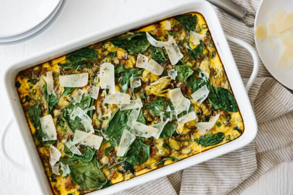 (gluten-free, paleo, whole30). This easy, healthy breakfast casserole is filled with turkey, spinach and artichoke. It's a delicious favorite - make it overnight or ahead of time.