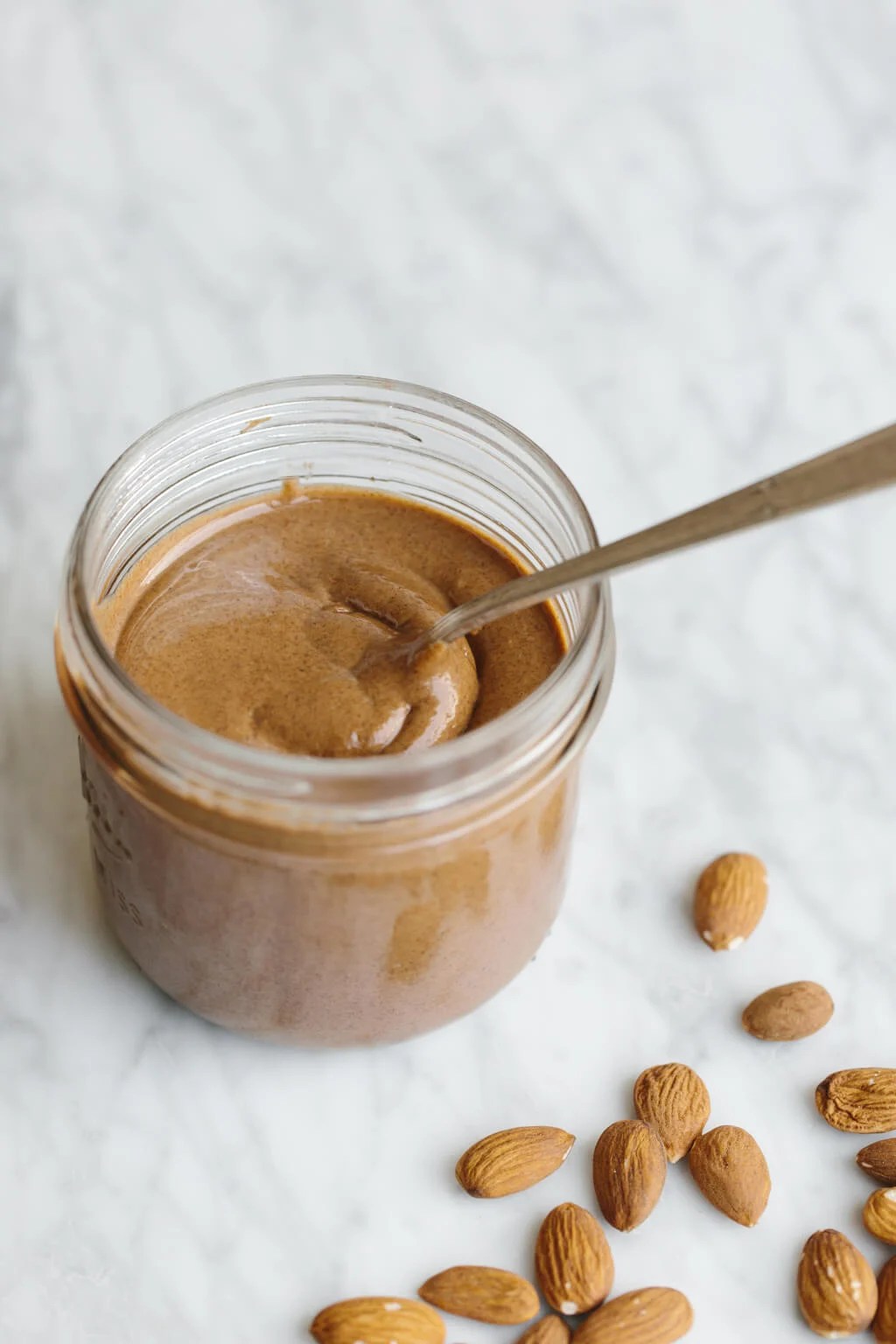 Homemade almond butter is healthy, delicious and super easy to make. It only takes one minute with a Vitamix - watch the video to see for yourself!