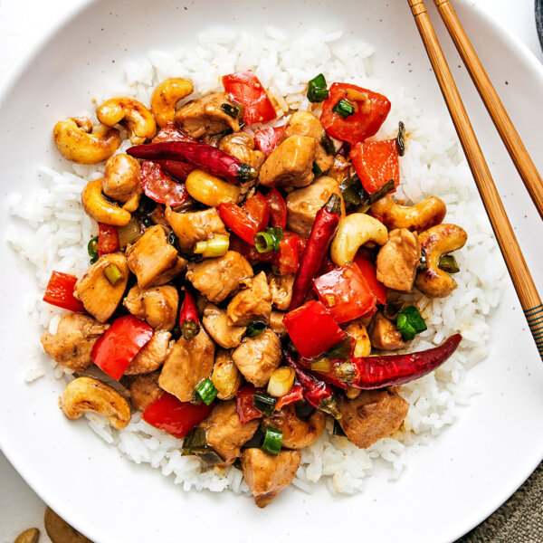 Rice with kung pao chicken