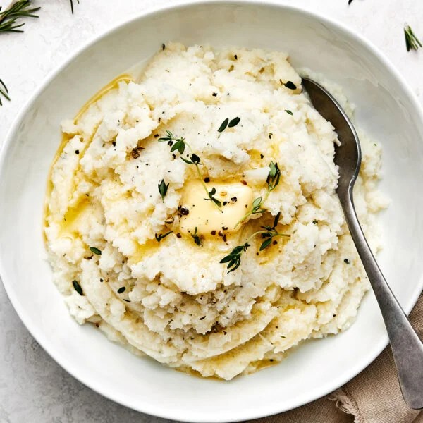 Mashed cauliflower with butter.