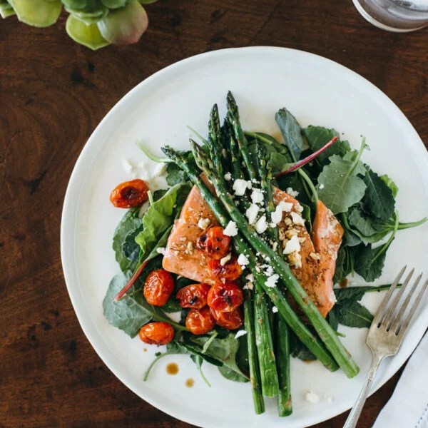 (gluten-free, paleo) Salmon Asparagus Salad with Blistered Tomatoes.