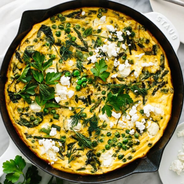Spring vegetable frittata with leeks and asparagus.